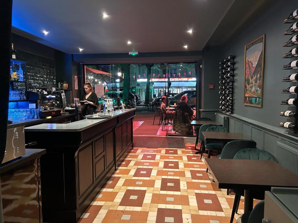 Hotel & Spa Gasquet Bagneres-de-Luchon Экстерьер фото